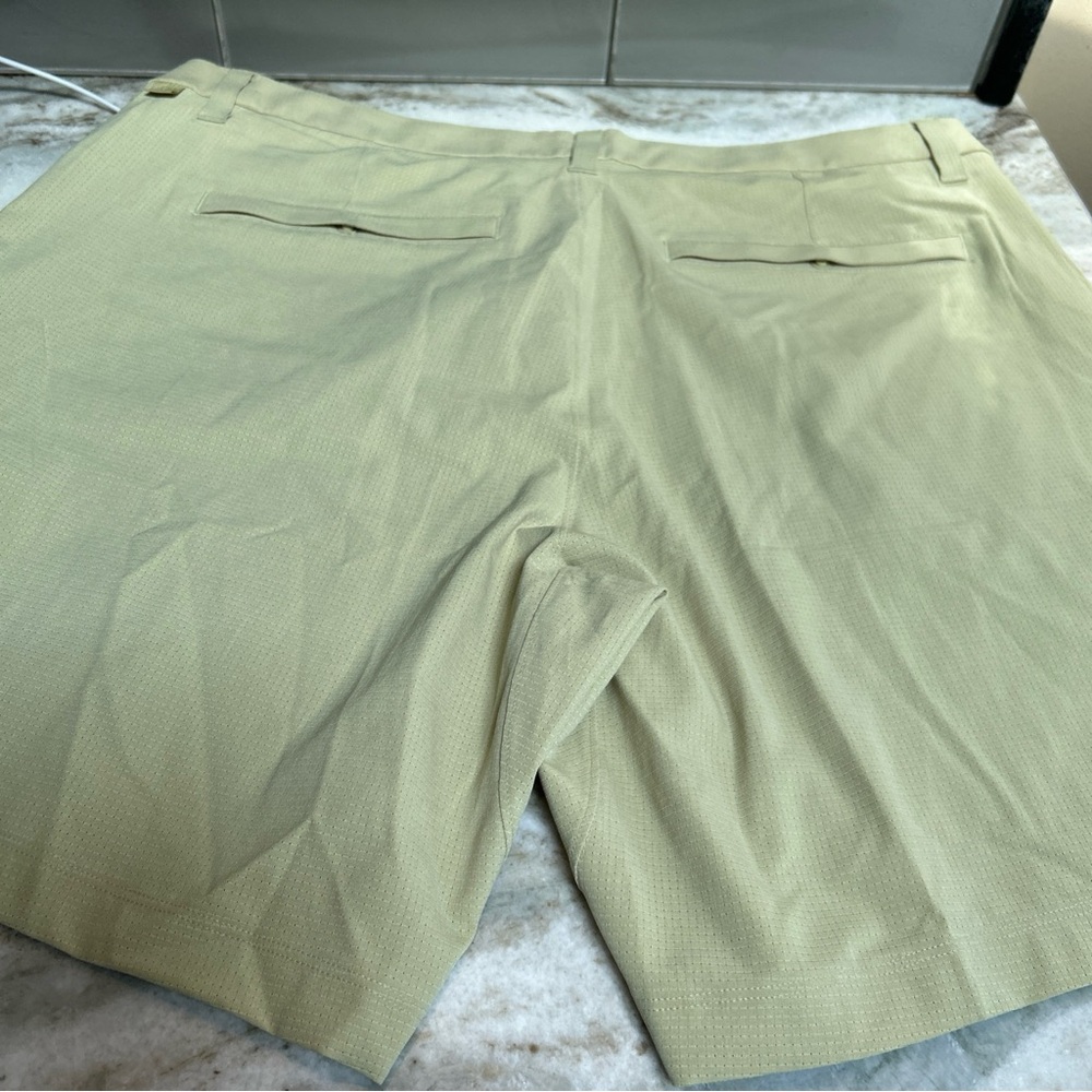 Lululemon athletica Commission Shorts Mens 36 Warpstreme Golf Chino Casual